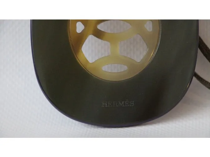 Hermès Collares pendientes Negro 
