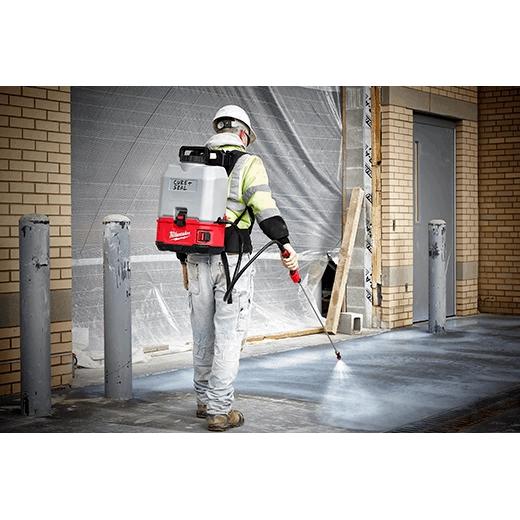 SWITCH TANK™ 4- Gallon Concrete Sprayer Tank Assembly